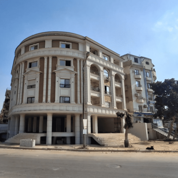 سرايا 8 حي الدبلوماسيين الهضبة العليا المقكم